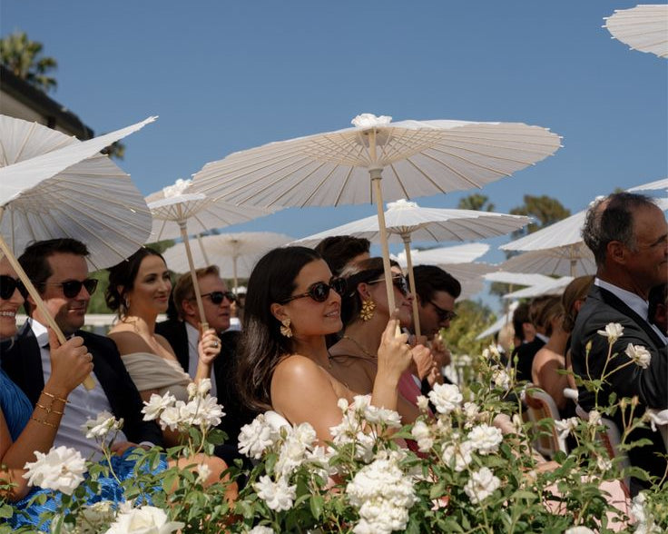 Vestido para Casamento em Trancoso: Guia Completo para Convidadas, Madrinhas e Mães dos Noivos