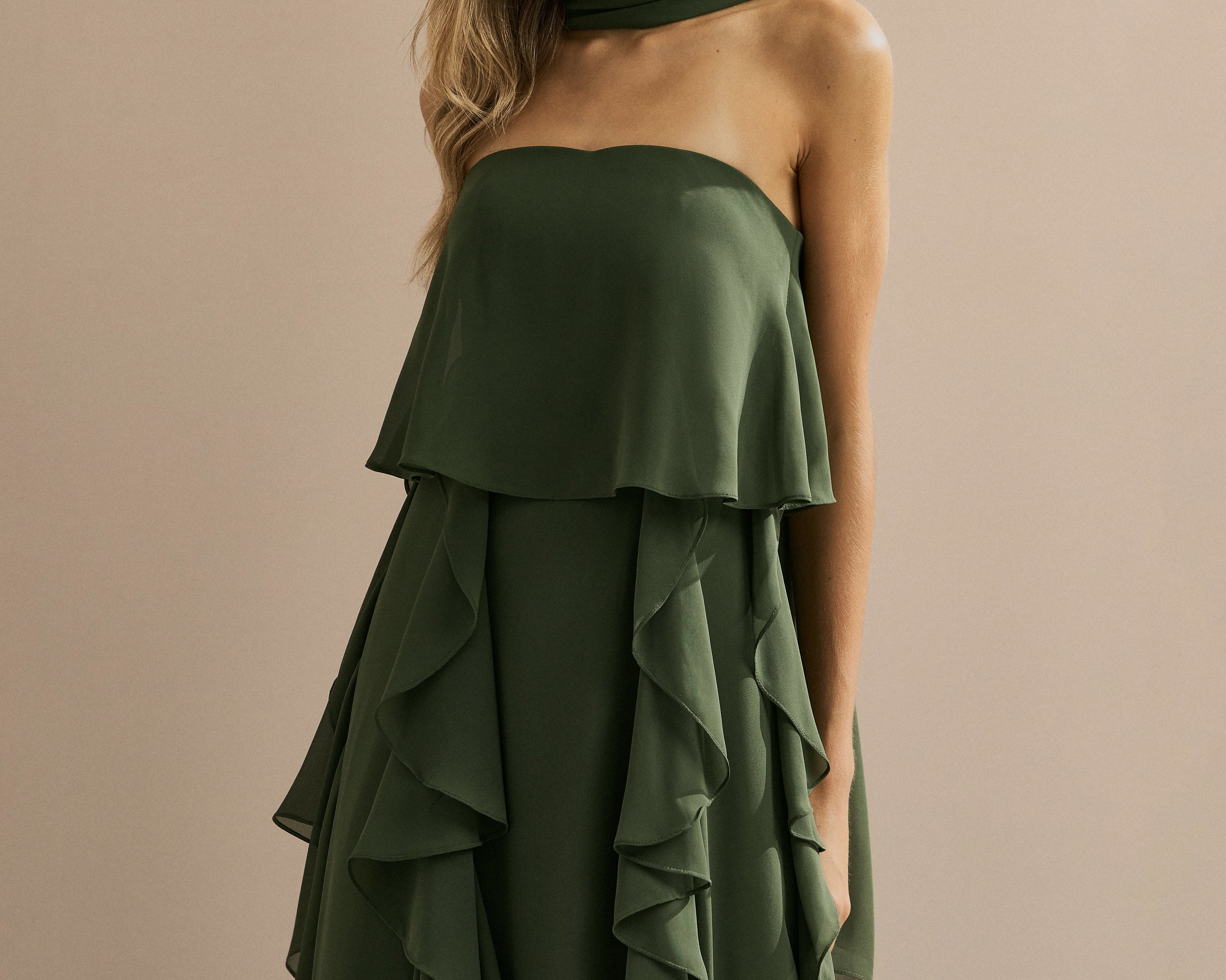 Vestido de Festa para Baixinhas: Como Alongar a Silhueta