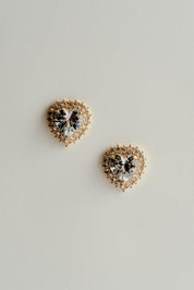 Brinco Coração de Zircônia Cravejada de Strass Dourado