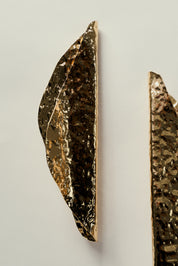 Brinco Folha Orgânico Dobrado e Texturizado Dourado