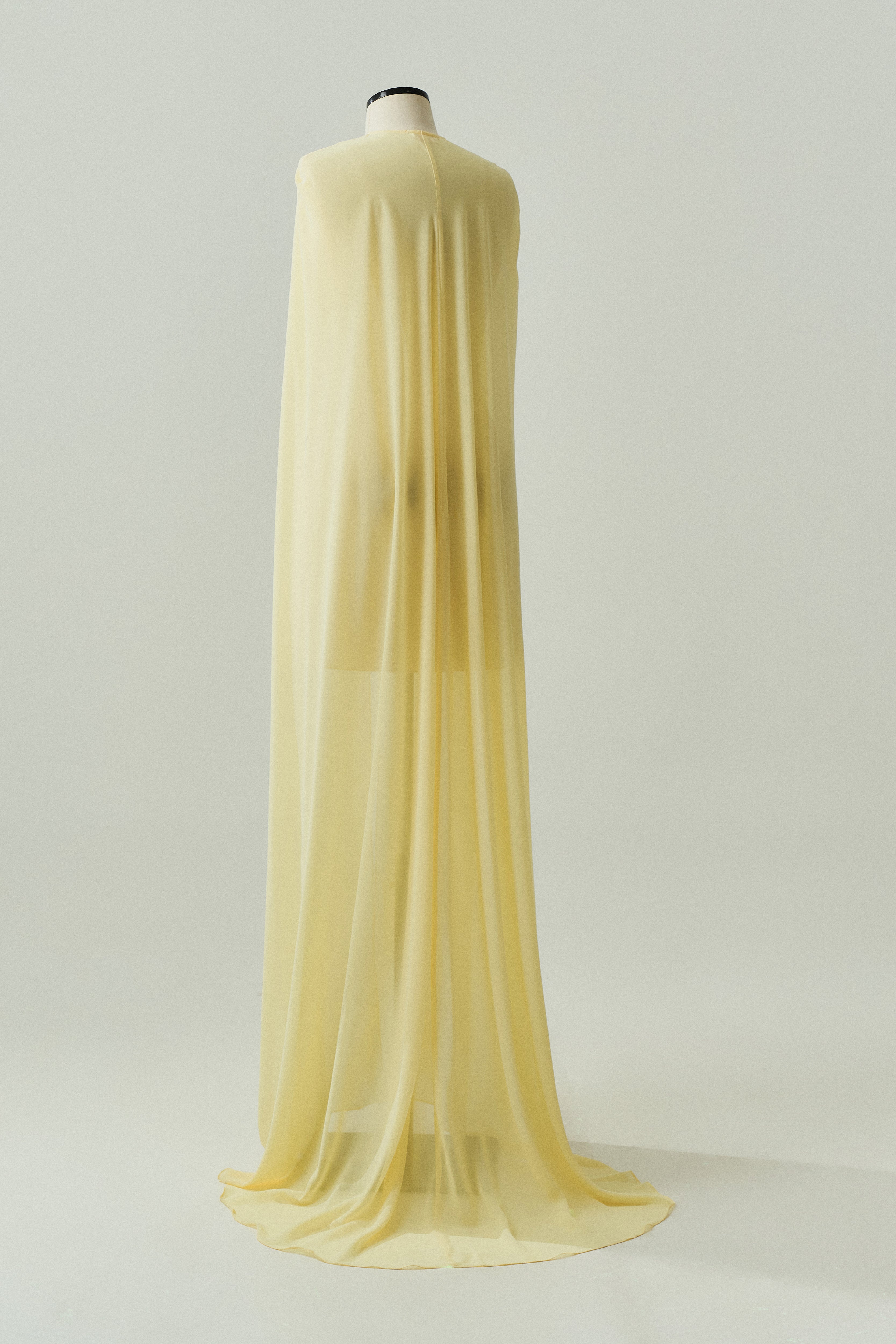 Capa Longa em Chiffon - Sol Amarelo Manteiga