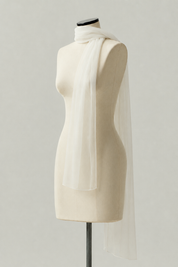 Echarpe Retangular em Tule Off White
