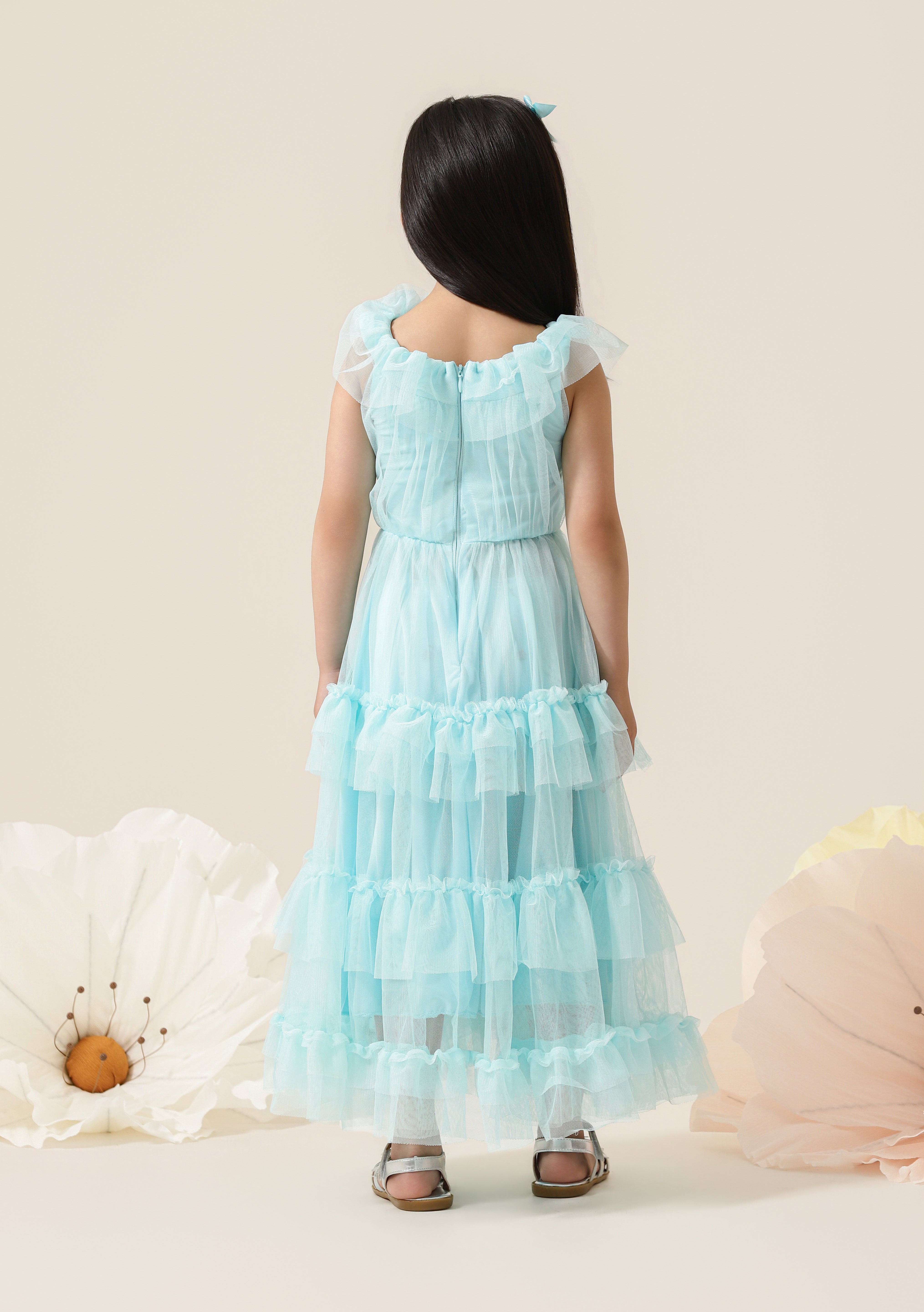 Vestido Infantil em Tule com Babados na Gola e Saia Volumosa em Camadas - Jardim Azul Claro