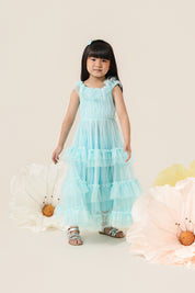 Vestido Infantil em Tule com Babados na Gola e Saia Volumosa em Camadas - Jardim Azul Claro