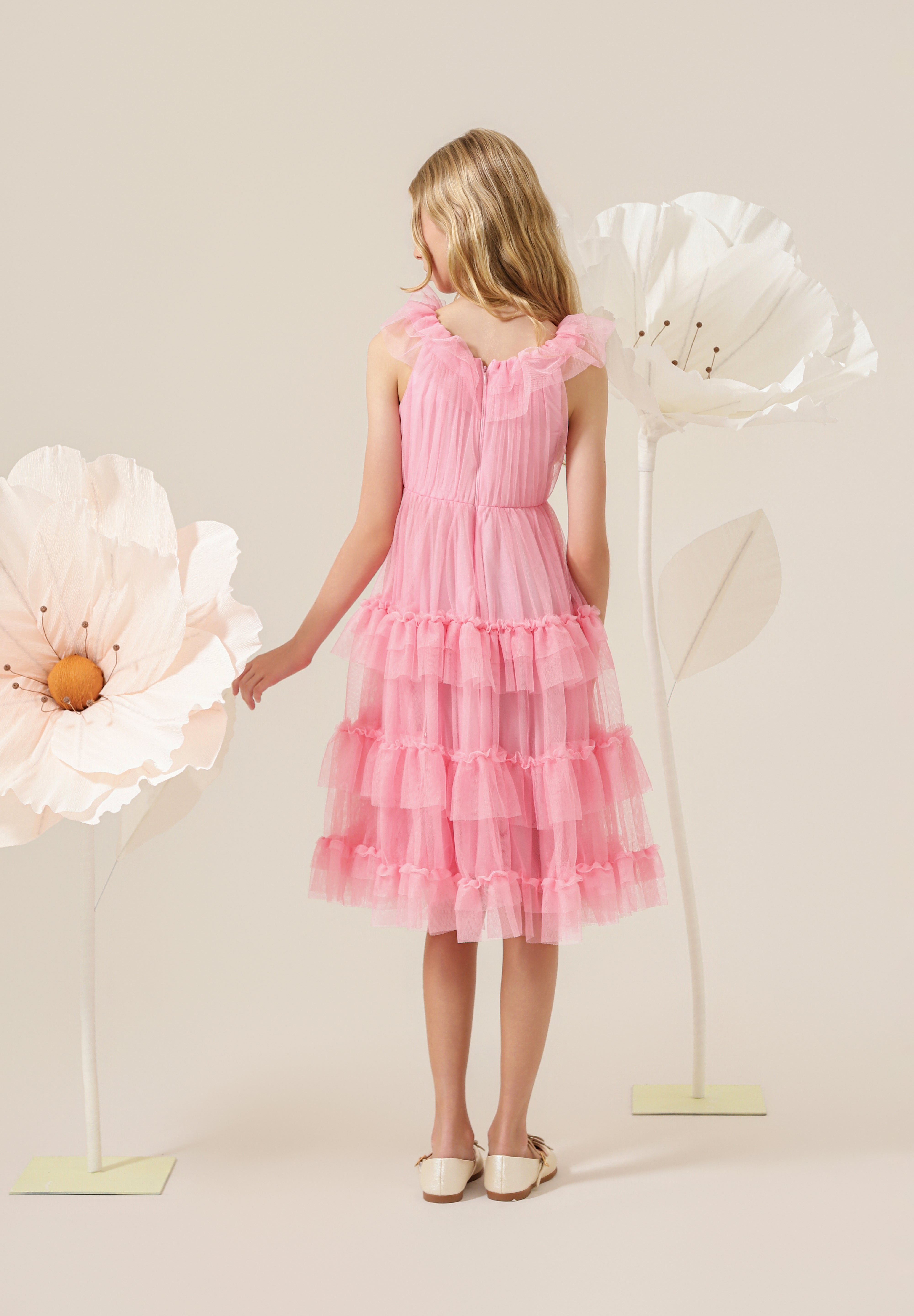 Vestido Infantil em Tule com Babados na Gola e Saia Volumosa em Camadas - Jardim Rosa