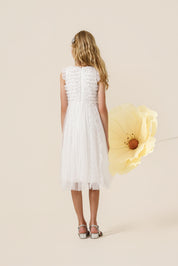 Vestido Infantil em Tule com Frufru no Busto e Frufru Verticais na Saia - Belle Off White