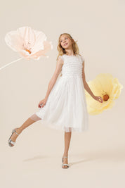 Vestido Infantil em Tule com Frufru no Busto e Frufru Verticais na Saia - Belle Off White