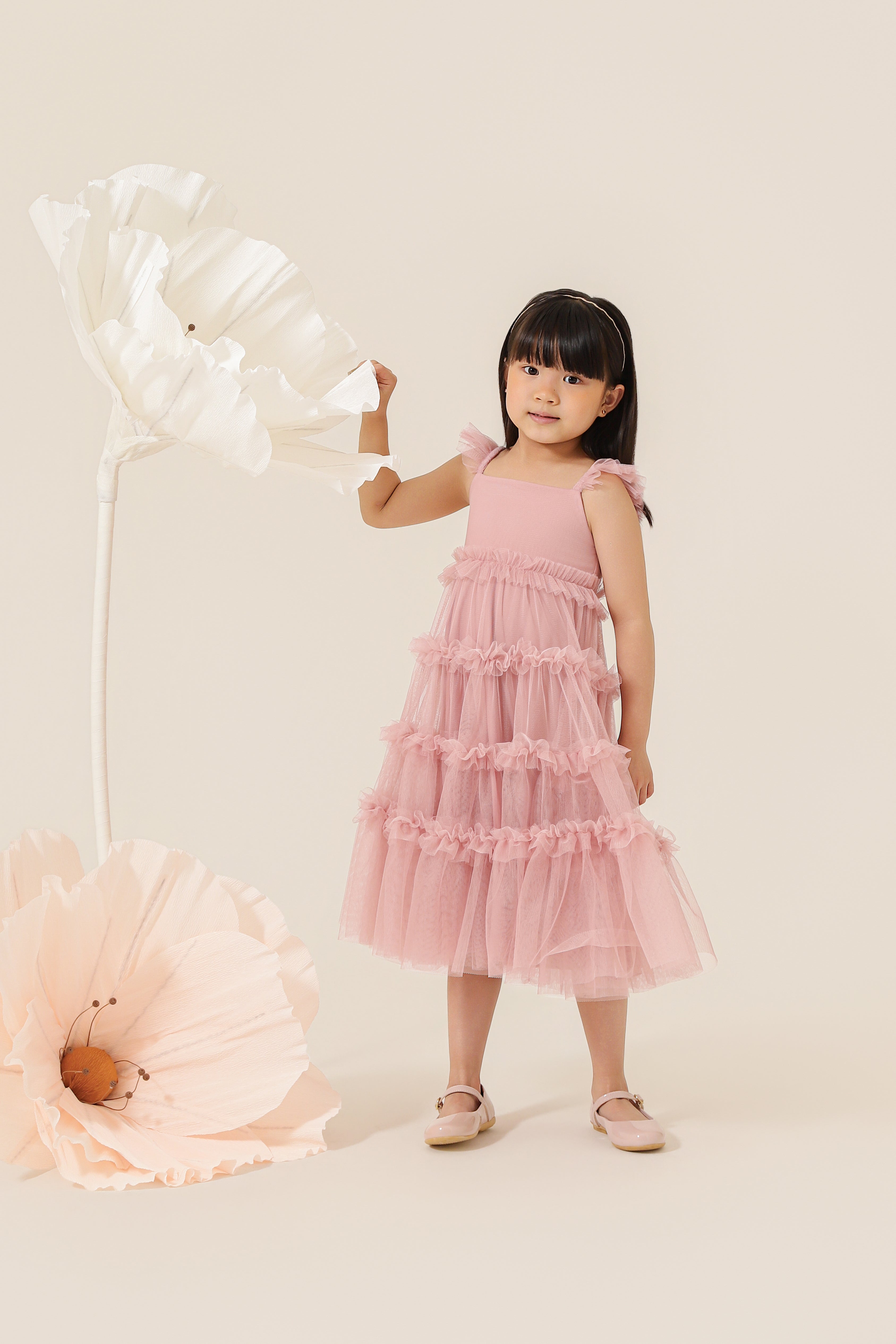 Vestido Infantil em Tule com Busto Liso, Frufru nas Alças e na Saia - Amora Rose