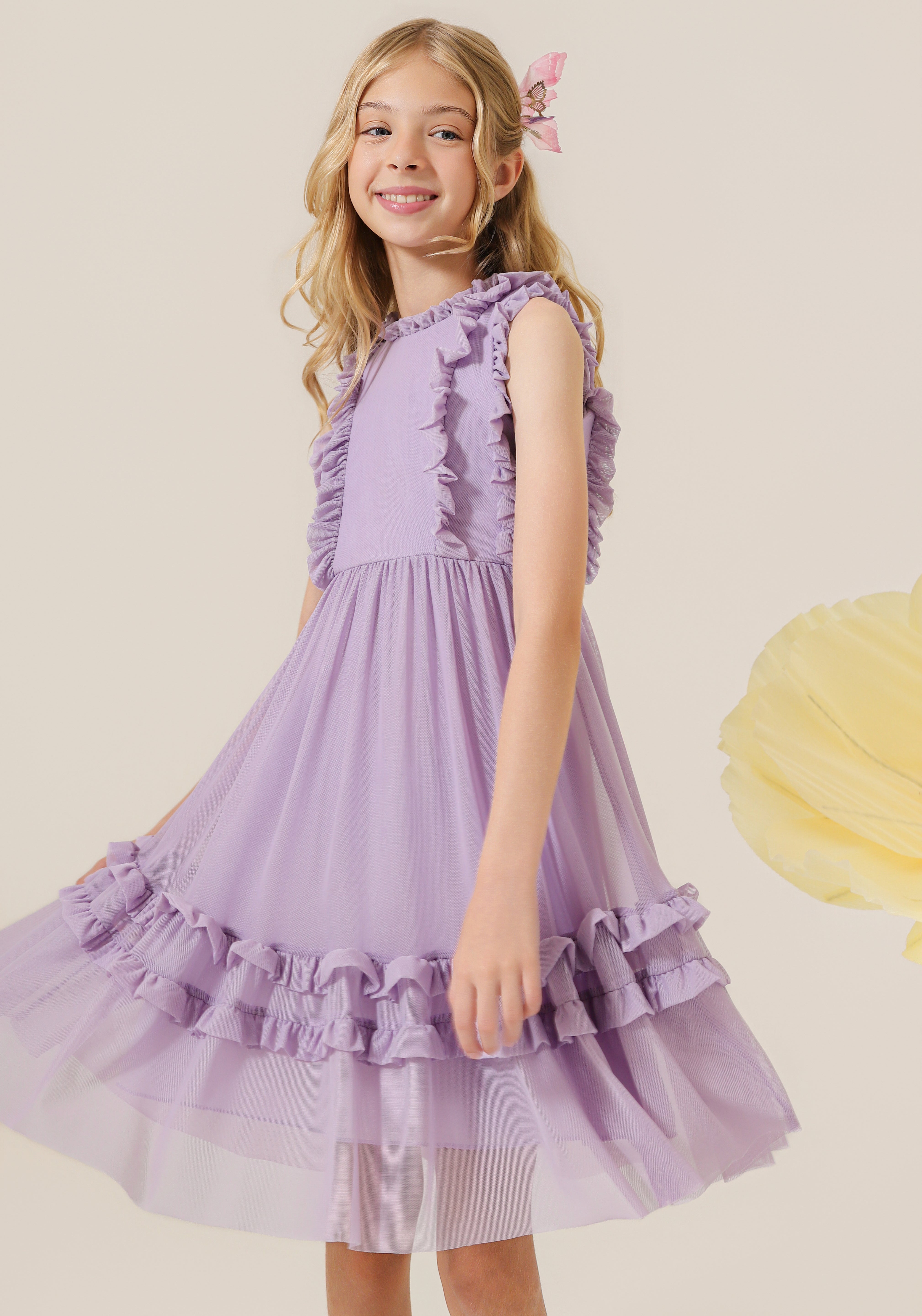Vestido Infantil em Tule com Detalhes em Babados no Corpo e na Saia - Flor Lilás