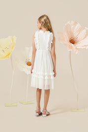 Vestido Infantil em Tule com Detalhes em Babados no Corpo e na Saia - Flor Off White
