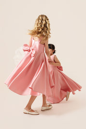 Vestido Infantil em Zibeline com Decote Canoa, Saia Ampla com Pregas e Laço Removível - Encanto Rosa