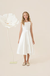 Vestido Infantil em Zibeline com Decote Canoa, Saia Ampla com Pregas e Laço Removível - Encanto Off White