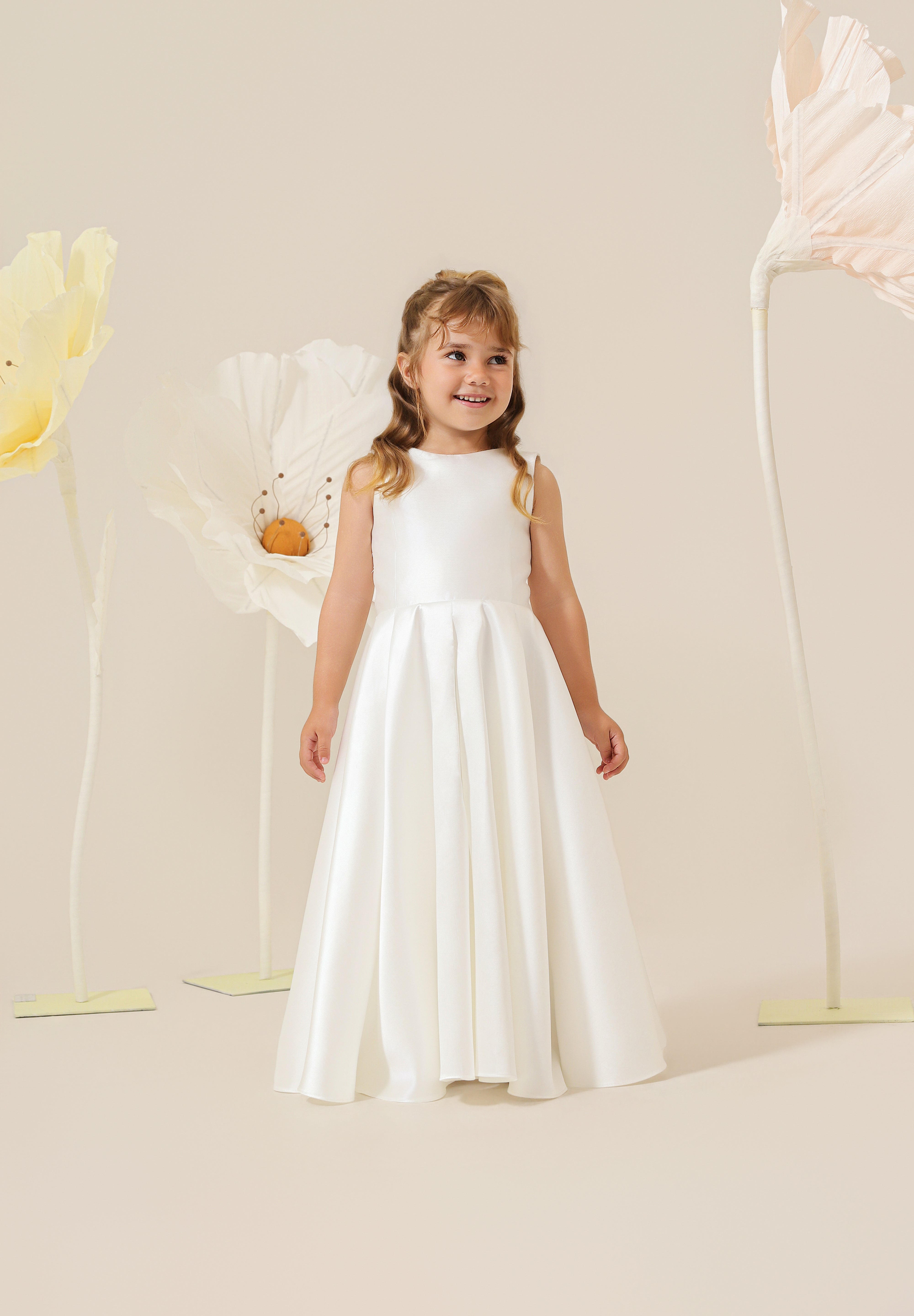 Vestido_Infantil_em_Zibeline_com_Decote_Canoa_Saia_Ampla_com_Pregas_e_Laco_Removivel_Encanto_Off_White__7.jpg