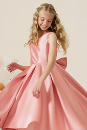 Vestido Infantil em Zibeline com Decote Canoa, Saia Ampla com Pregas e Laço Removível - Encanto Rosa