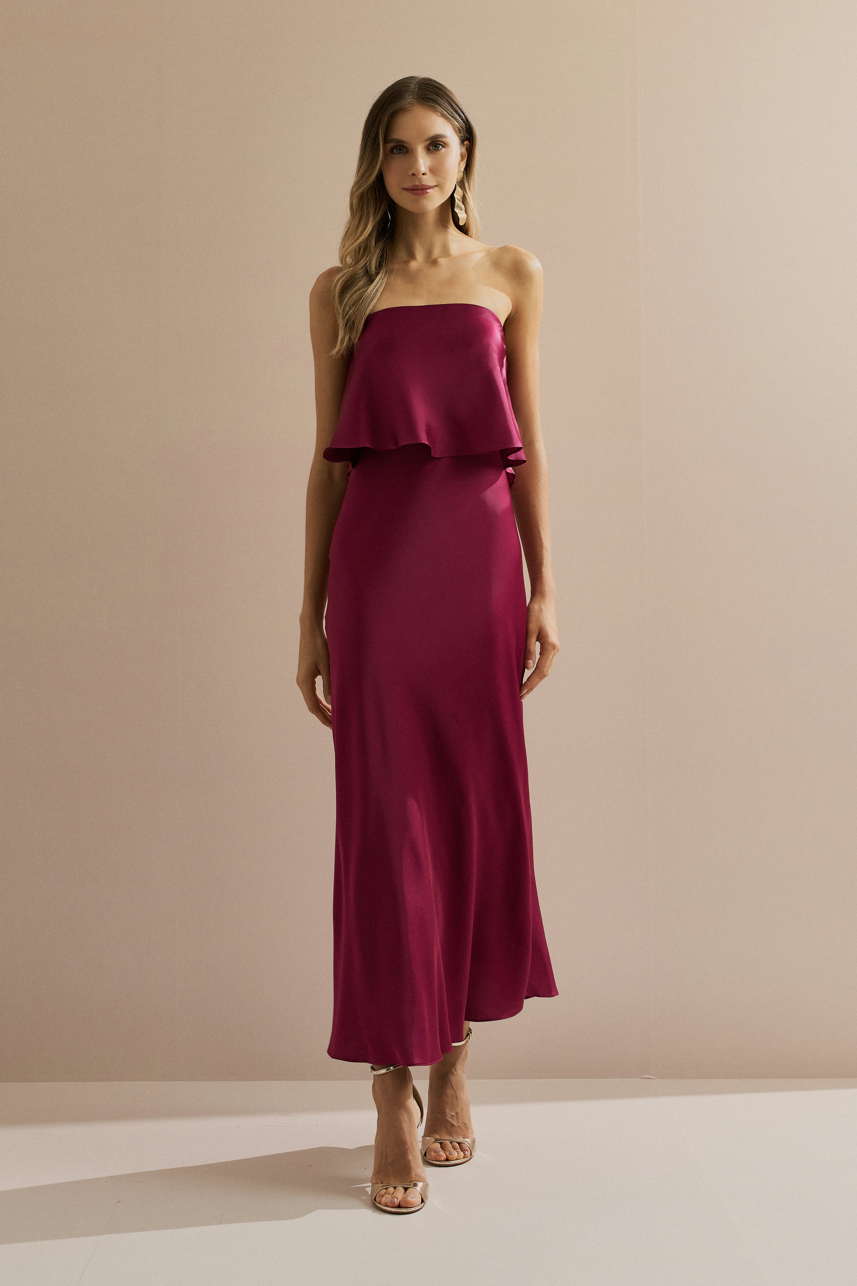 Vestido_Long_Midi_Slip_Dress_com_Alca_Removivel_Cartagena_Fucsia1.jpg