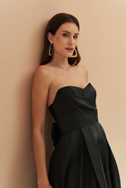 Vestido Longo com Decote Semi Coração, Alça Removível e Pregas na Saia e Busto - Santorini Preto