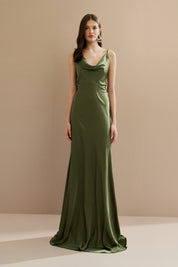 Vestido Longo em Cetim com Decote Degagê com Alças Finas e Amarração nas Costas - Líbano Verde Oliva