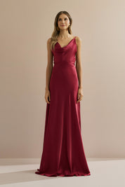 Vestido Longo em Cetim com Decote Degagê com Alças Finas e Amarração nas Costas - Líbano Vermelho Escuro