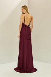 Vestido Longo em Cetim com Decote Degagê com Alças Finas e Amarração nas Costas - Líbano Marsala