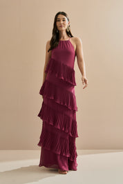 Vestido Longo em Chiffon com Decote Americano e Recortes em Camadas Plissadas Assimétricas - Sacramento Fúcsia