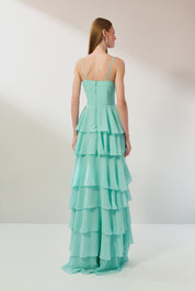Vestido Longo em Chiffon com Decote Coração, Alças Finas e Saia em Babados - Indonésia Verde Tiffany