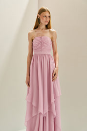 Vestido Longo em Chiffon com Decote Reto com Alças Removíveis, Busto Drapeado e Saia com Babados Assimétricos- Noruega Rosa