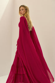 Vestido Longo em Chiffon com Decote V, Alças Finas, Mangas Capa e Saia com Babados em Camadas - Sereno Vermelho Cereja