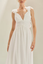 Vestido Longo em Chiffon com Decote V, Alças com Babados em Camadas, Costas Abertas com Amarração e Saia Fluida - Lara Off White