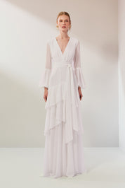 Vestido Longo em Chiffon com Decote V, Mangas Longas Bufantes e Saia com Babados Assimétricos - Lyon Off White