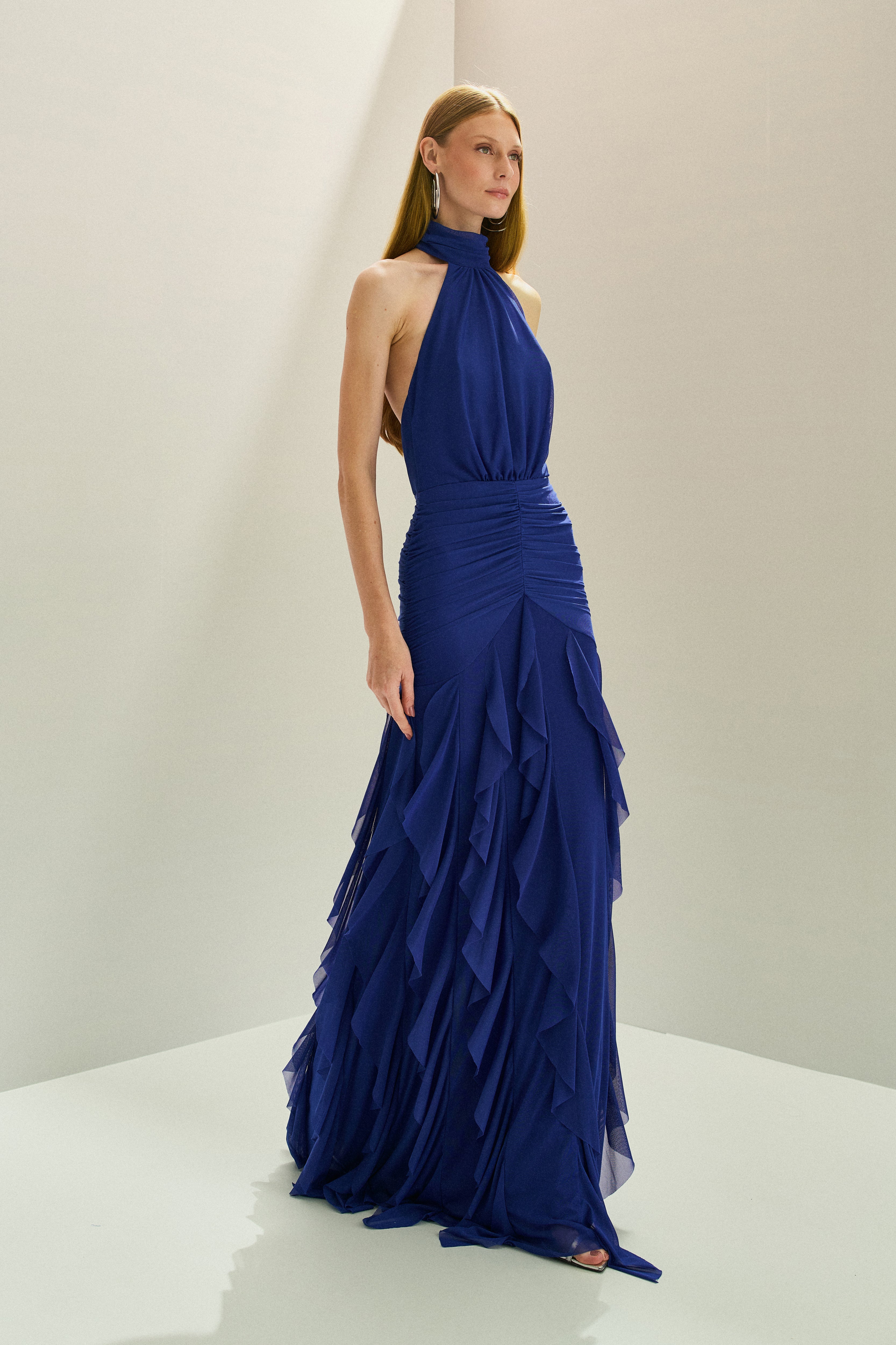 Vestido_Longo_em_Tule_Frente_Unica_com_Drapeado_na_Cintura_e_Babados_em_Cascata_Texas16.jpg