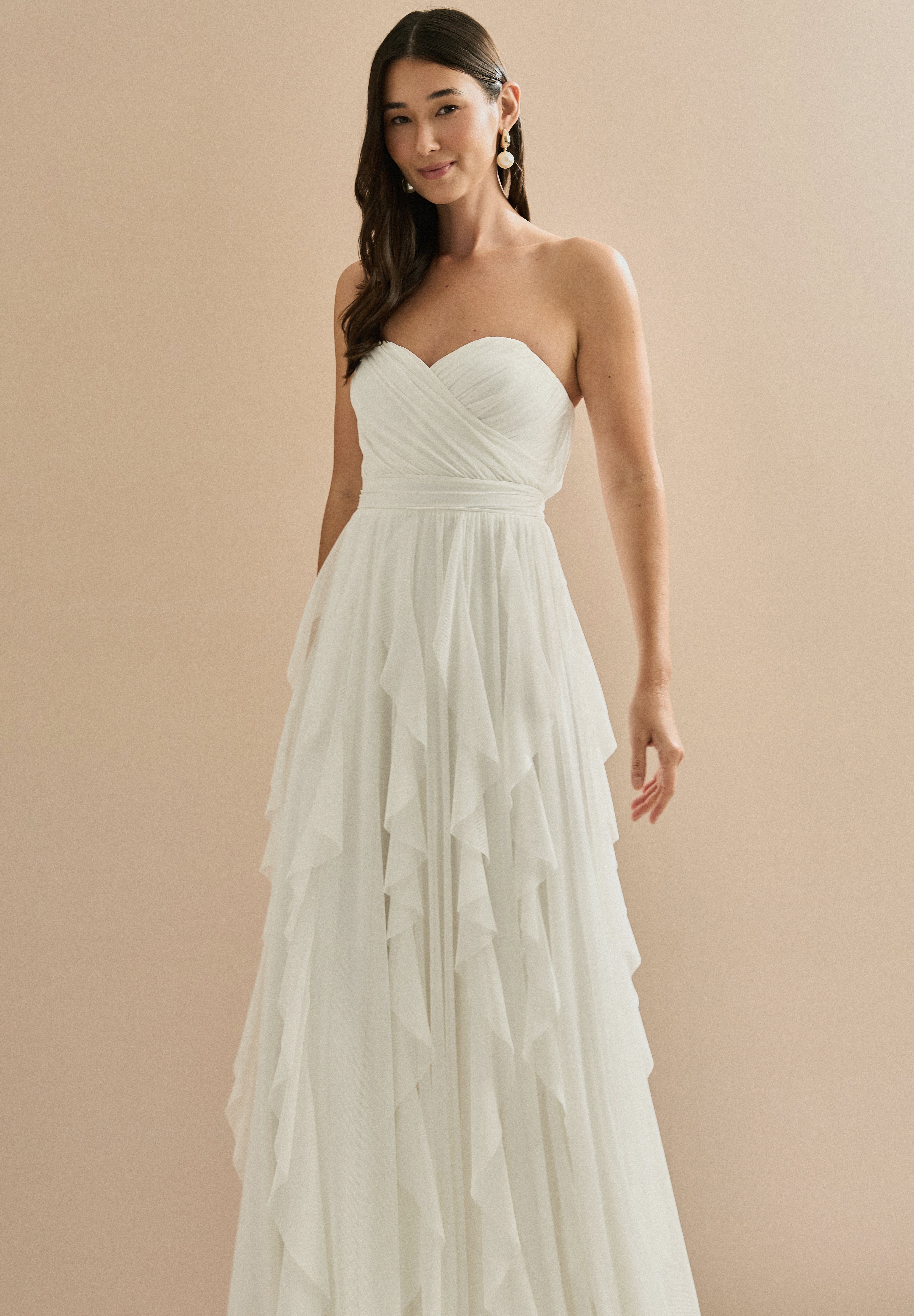 Vestido_Longo_em_Tule_com_Decote_Coracao_Drapeado_Saia_Volumosa_com_Babados_e_Sem_Alcas_Luce_Off_White5.jpg