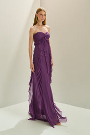 Vestido Longo em Tule com Decote Coração Sem Alças, Busto Drapeado Torcido e Saia com Babados em Cascata - Sardenha Roxo Claro