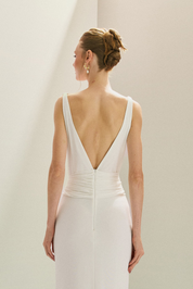 Vestido Longo em Tule com Decote Degagê e Amarração na Cintura - Acapulco Off White