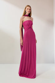 Vestido Longo em Tule com Decote Reto, Torção no Busto e Echarpe - Fiora Rosa Pink