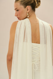 Vestido Longo em Tule com Decote Reto sem Alças, Franzido na Lateral, Amarração nas Costas e Echarpe - Lilo Off White