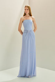 Vestido Longo em Tule com Decote Semi Coração Sem Alças, Busto Estruturado e Drapeado no Quadril - Luar Azul Serenity