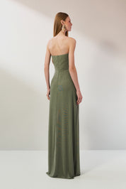 Vestido Longo em Tule com Decote Semi Coração Sem Alças, Busto Estruturado e Drapeado no Quadril - Luar Verde Oliva Claro