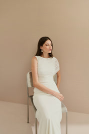 Vestido Longo em Tule com Drapeado Assimétrico na Manga e Cintura - Nanda Off White