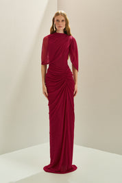 Vestido Longo em Tule com Franzidos no Quadril e Mangas Recortadas - Rubi Vermelho