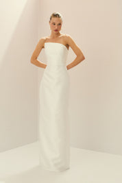 Vestido Longo em Zibeline com Decote Assimétrico e Saia Lápis com Fenda Traseira - Lotus Off White