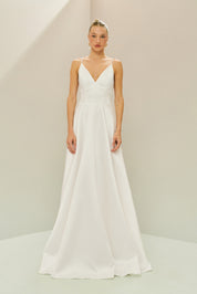 Vestido Longo em Zibeline com Decote V, Alças Finas, Costas Abertas e Saia Ampla - Atlanta Off White