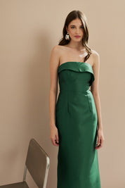 Vestido Longo em Zibeline com Pala Assimétrica Estruturada, Decote Reto sem Alças e Fenda Traseira - Malásia Verde Bandeira