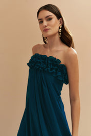Vestido Longo sem Alça em Chiffon com Babados no Decote e Calda Frontal - Armênia Azul Petróleo