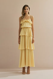 Vestido Long Midi em Cetim com Alças Finas, Babado no Decote e Camadas Sobrepostas - Santiago Amarelo Manteiga