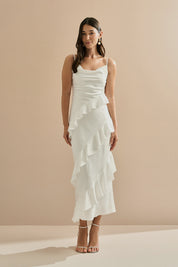 Vestido Midi em Cetim com Decote Degagê, Alças Finas e Babados Assimétricos - Isla Off White