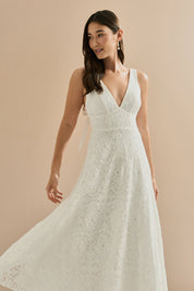 Vestido Midi em Renda Guipir com Decote V, Alças em Cetim e Laço nas Costas - Maia Off White