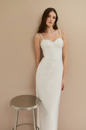 Vestido Midi em Zibeline com Busto Demarcado e Estruturado, Alças Finas e Fenda Traseira - Carmel Off White