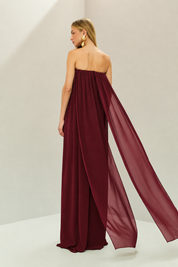 Vestido Longo em Chiffon com Decote Reto Franzido Sem Alças e Saia Fluida - Líbia Marsala