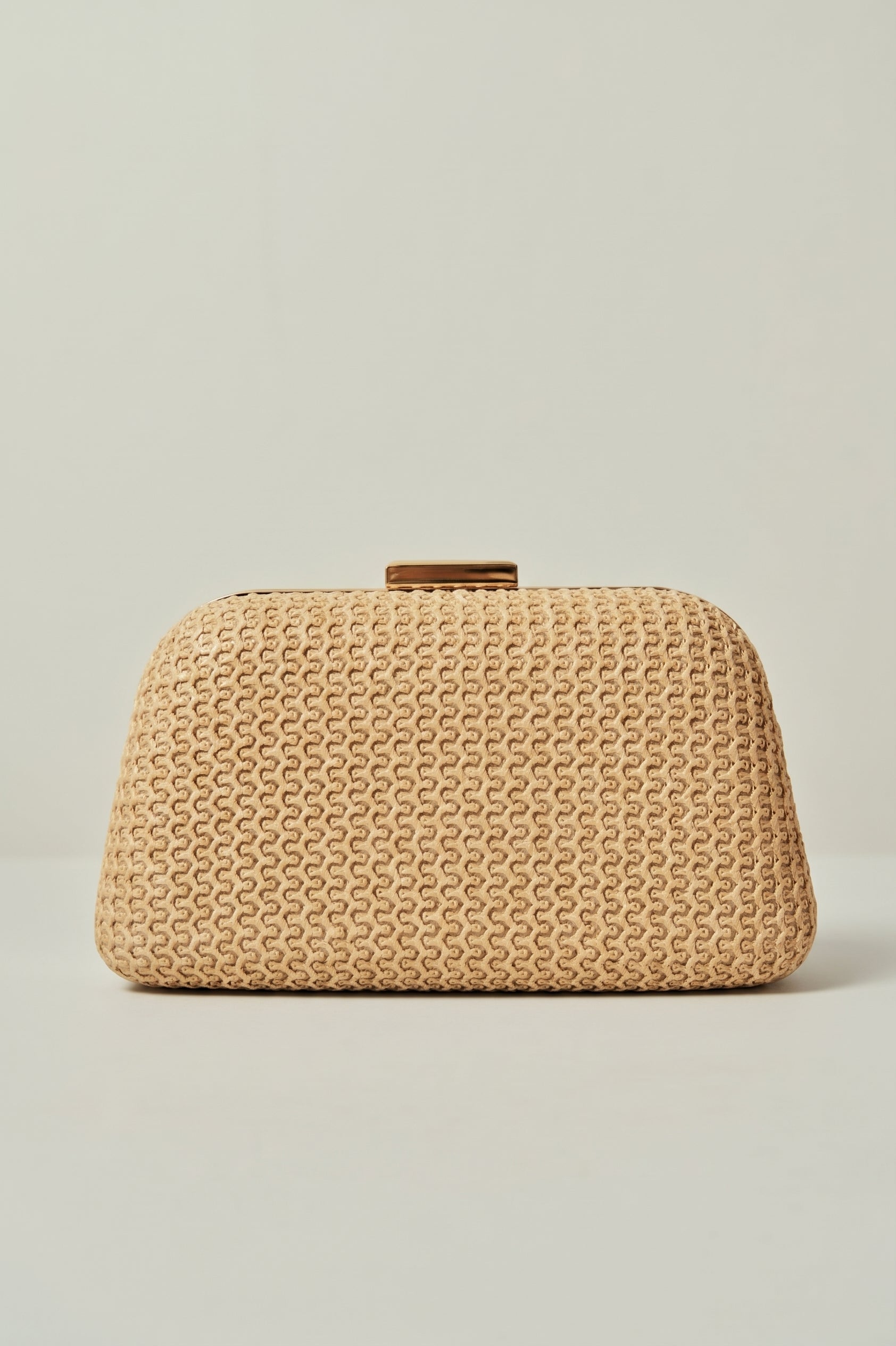 Bolsa de Festa Trapézio em Palha Trama Simples, com Fecho Dourado e Alça Dupla