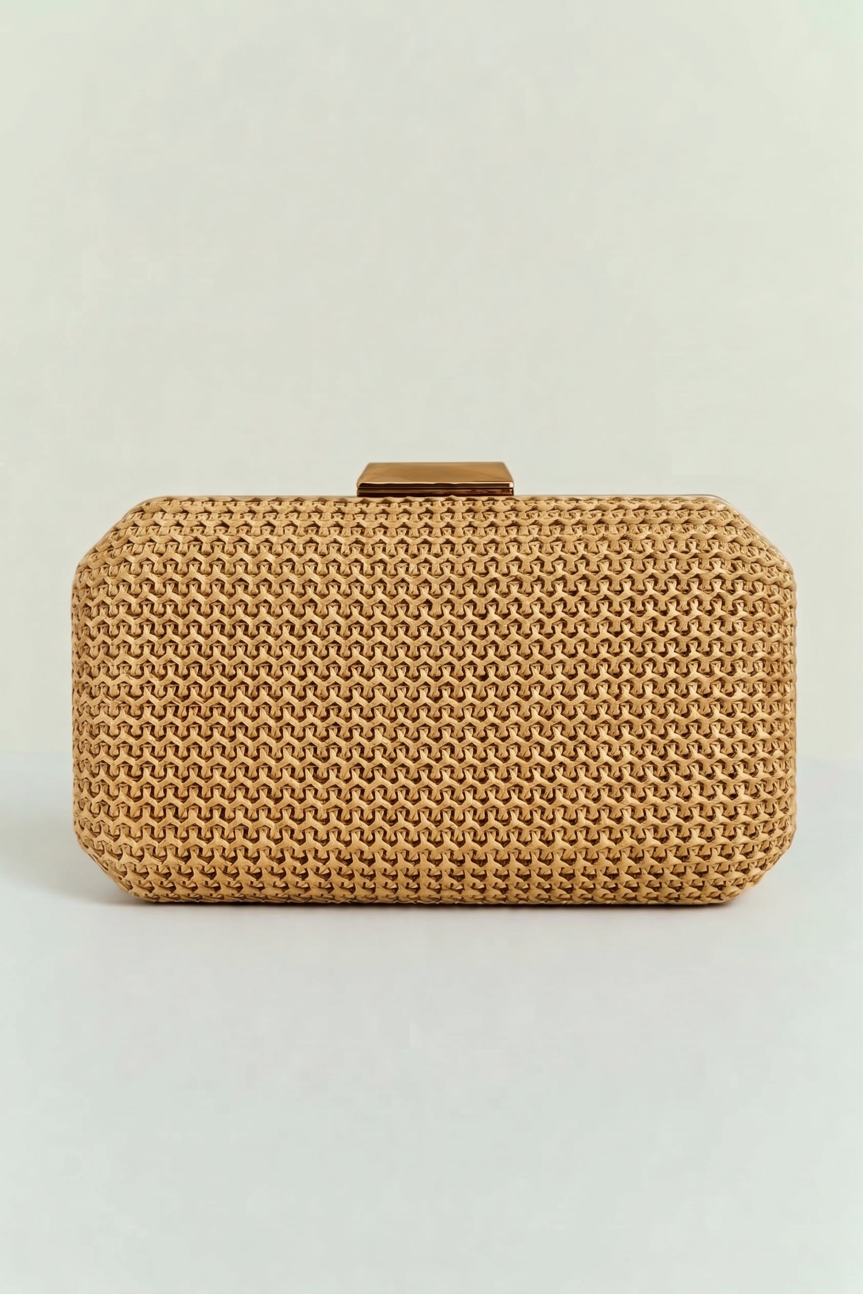 Bolsa de Festa Retangular em Palha Trama Simples com Cantos Retos e Fecho de Metal